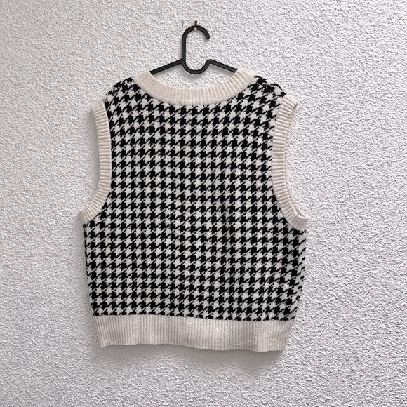 BP Nordstrom houndstooth sweater vest - Picture 2 of 4